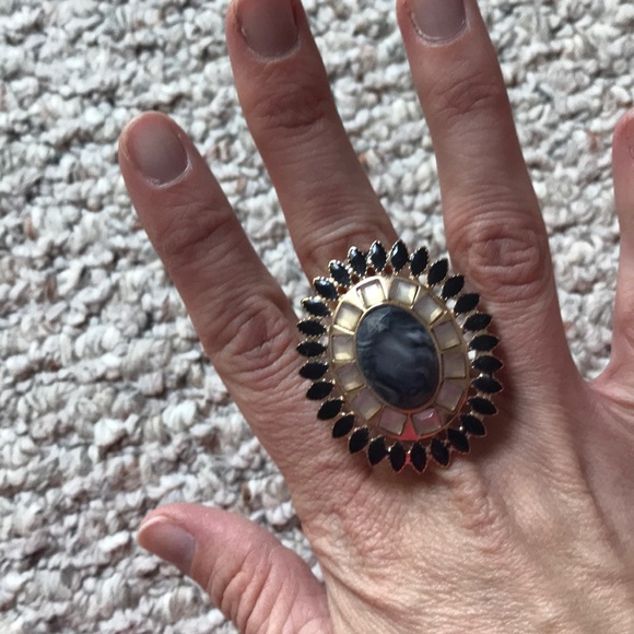 Jewelry - Statement ring, adjustable size!